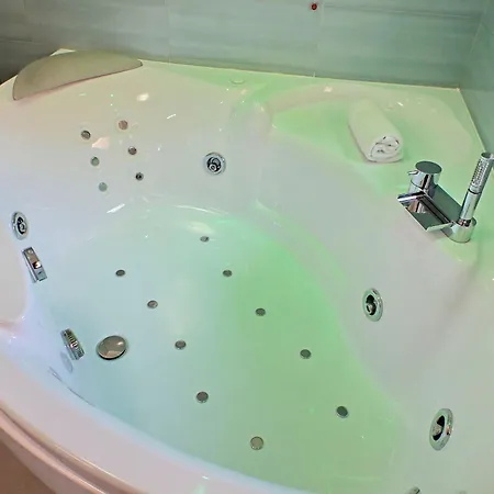 Appartement 4bnb - Jacuzzi Trionfale *